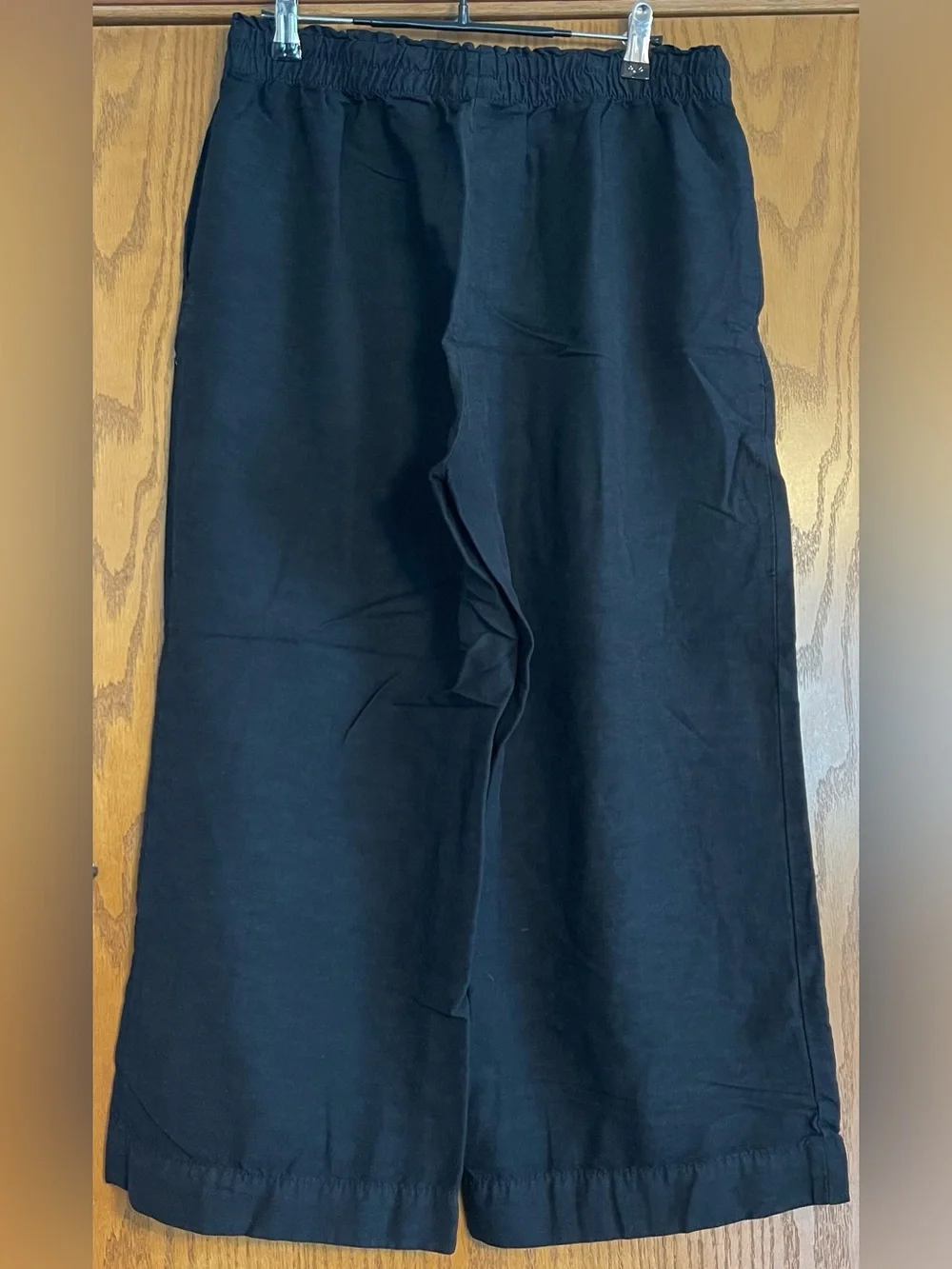 H&M Black Linen Blend Crop Pants